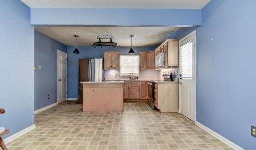 Photo #10 of 6308 Pawnee Drive, Lynchburg, VA 0.4 acres