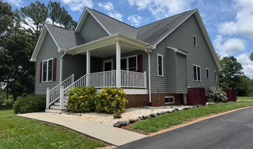 Photo #2 of 166 Dutch Lane, Appomattox, VA 0.6 acres