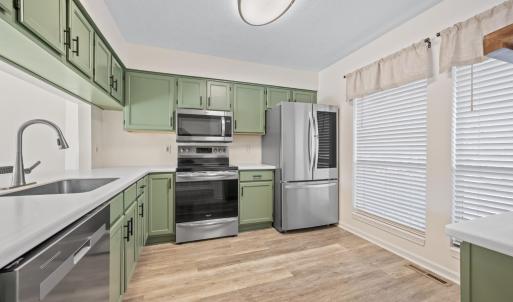 Photo #8 of 464 Oak Point, Forest, VA 0.1 acres