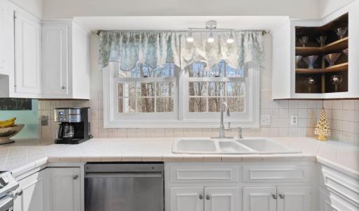 Photo #13 of 205 Ivy Drive, Lynchburg, VA 2.0 acres