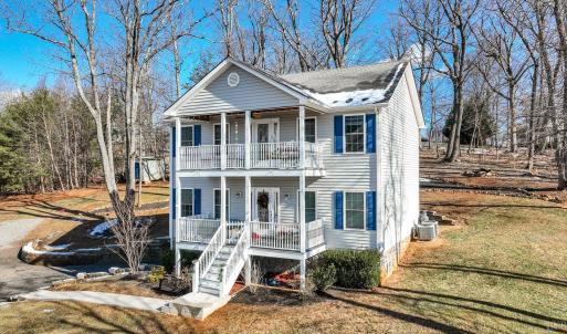 Photo #3 of 2487 Cifax Road, Goode, VA 1.1 acres