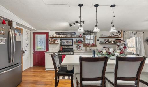 Photo #2 of 307 Brook Ln, Concord, VA 26.8 acres