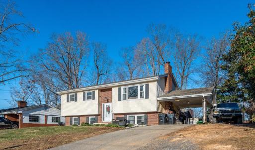 Photo #2 of 5949 Village Lane, Roanoke, VA 0.3 acres