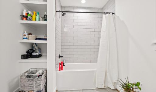 Photo #18 of 143 Shannon Drive, Madison Heights, VA