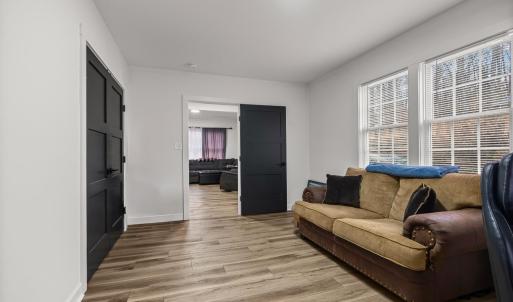 Photo #12 of 143 Shannon Drive, Madison Heights, VA