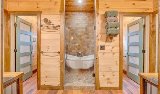 Photo #32 of 1138 Recess Circle, Big Island, VA 2.9 acres