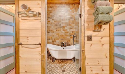 Photo #33 of 1138 Recess Circle, Big Island, VA 2.9 acres