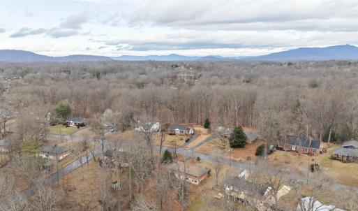Photo #32 of 2134 Woodcrest Drive, Lynchburg, VA 0.9 acres