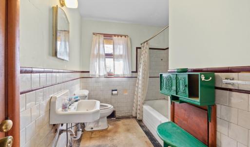 Photo #10 of 2134 Woodcrest Drive, Lynchburg, VA 0.9 acres