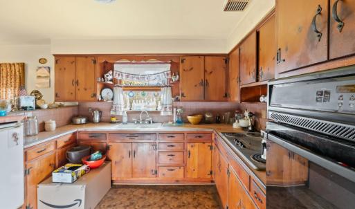 Photo #4 of 2134 Woodcrest Drive, Lynchburg, VA 0.9 acres