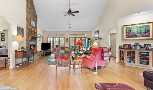 Photo #10 of 2481 School Crossing Road, Lynch Station, VA 61.1 acres