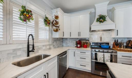 Photo #22 of 1010 Coles Court, Forest, VA 0.1 acres