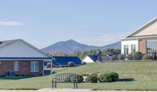 Photo #37 of 125 Villa Oak Circle, Bedford, VA 0.1 acres