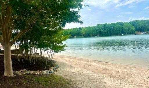 Photo #16 of 1273 Graves Harbor Trail, Huddleston, VA