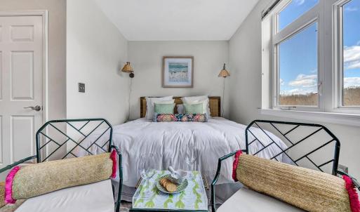 Photo #11 of 1273 Graves Harbor Trail, Huddleston, VA