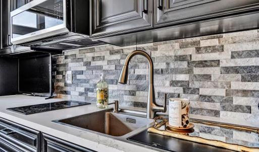 Photo #7 of 1273 Graves Harbor Trail, Huddleston, VA