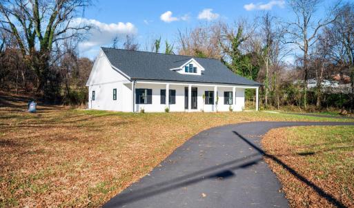 Photo #5 of 520 Raflo Avenue, Bedford, VA 0.8 acres
