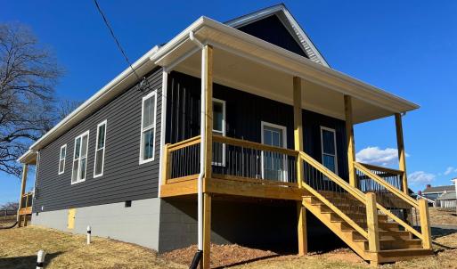 Photo #2 of 424 Main St., Madison Heights, VA 0.3 acres