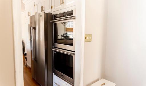 double oven heading into the kitchen from dining room