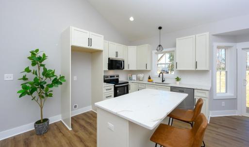 Photo #10 of 1906 Lakeside Drive, Lynchburg, VA 0.4 acres