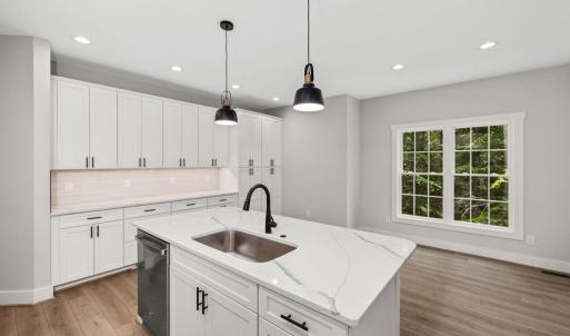 Photo #15 of 2212 Cambridge Place, Lynchburg, VA 0.4 acres