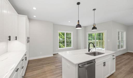 Photo #7 of 2212 Cambridge Place, Lynchburg, VA 0.4 acres