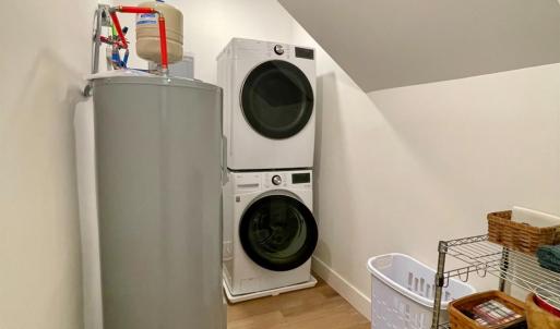 Photo #36 of 807 Grove Street, Bedford, VA