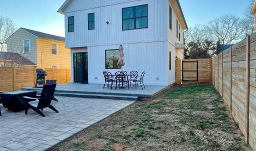 Photo #5 of 807 Grove Street, Bedford, VA