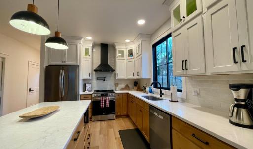 Photo #30 of 807 Grove Street, Bedford, VA