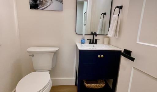 Photo #55 of 807 Grove Street, Bedford, VA