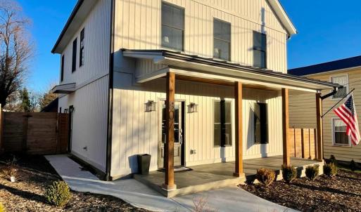 Photo #3 of 807 Grove Street, Bedford, VA