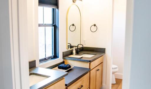 Photo #65 of 807 Grove Street, Bedford, VA