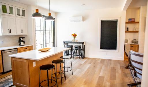 Photo #19 of 807 Grove Street, Bedford, VA