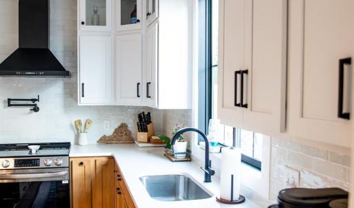 Photo #22 of 807 Grove Street, Bedford, VA