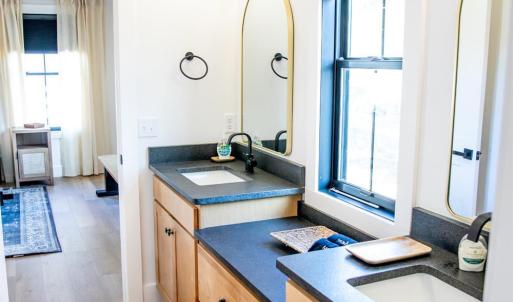 Photo #69 of 807 Grove Street, Bedford, VA