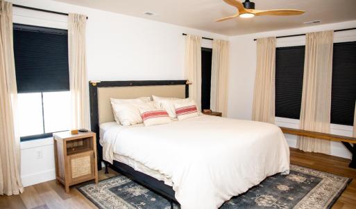 Photo #52 of 807 Grove Street, Bedford, VA