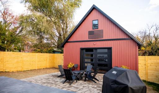 Photo #4 of 807 Grove Street, Bedford, VA