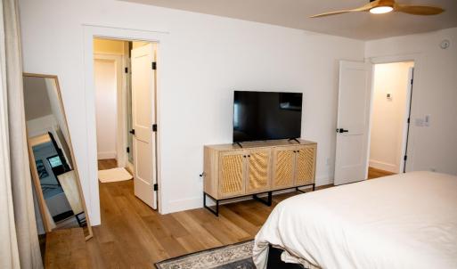 Photo #55 of 807 Grove Street, Bedford, VA