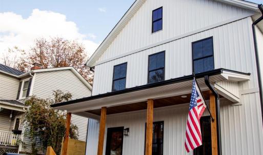 Photo #2 of 807 Grove Street, Bedford, VA