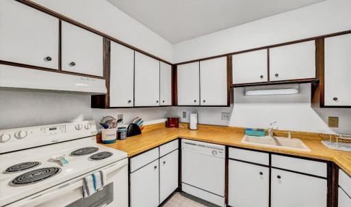 Photo #9 of 3516 Timberline Trail, Roanoke, VA