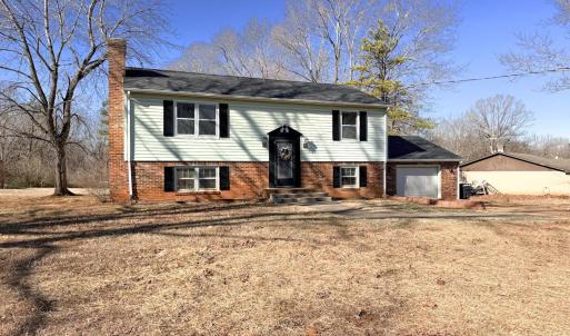 Photo #2 of 225 Arrowhead Drive, Madison Heights, VA 0.4 acres