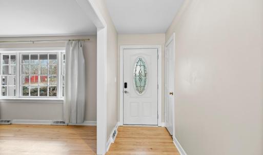 Photo #4 of 127 Temple Circle, Lynchburg, VA 0.6 acres