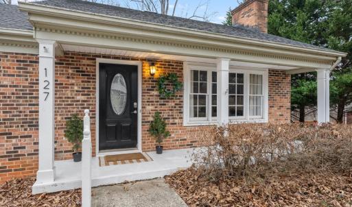 Photo #3 of 127 Temple Circle, Lynchburg, VA 0.6 acres