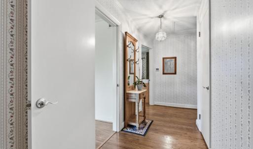 Photo #5 of 2122 Laurel Lane, Altavista, VA 0.8 acres