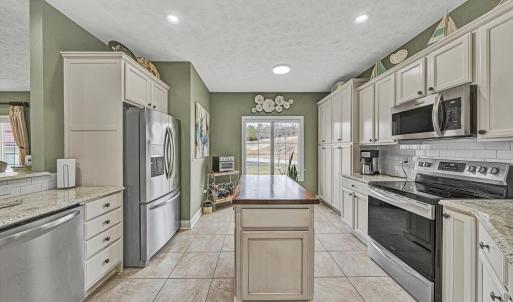 Photo #12 of 1049 San Marcos Court, Moneta, VA