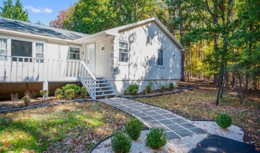 Photo #35 of 404 Heather Lane, Huddleston, VA 1.1 acres