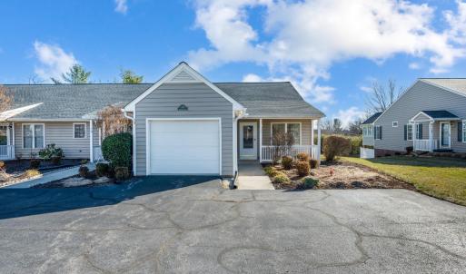 Photo #2 of 1155 Jefferson Oaks Court, Bedford, VA 0.2 acres