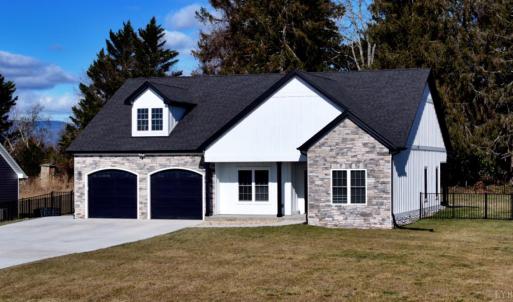 Photo #1 of 1043 BRADFORD CROSSING PL, Goode, VA 0.5 acres