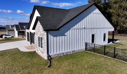 Photo #8 of 1043 BRADFORD CROSSING PL, Goode, VA 0.5 acres