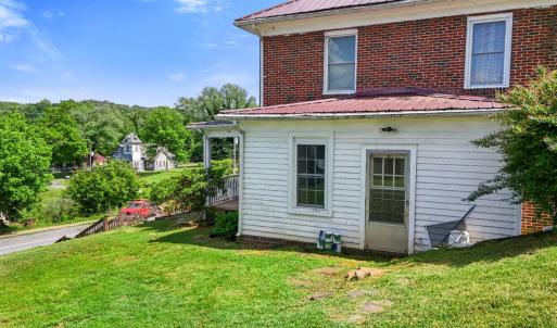 Photo #36 of 10662 Lee Jackson Hwy., Big Island, VA 0.3 acres